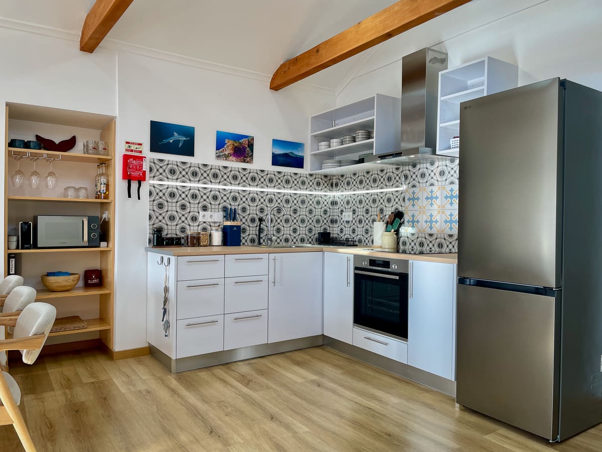 Casa Tarapacana kitchen with patterned Azorean tile backsplash